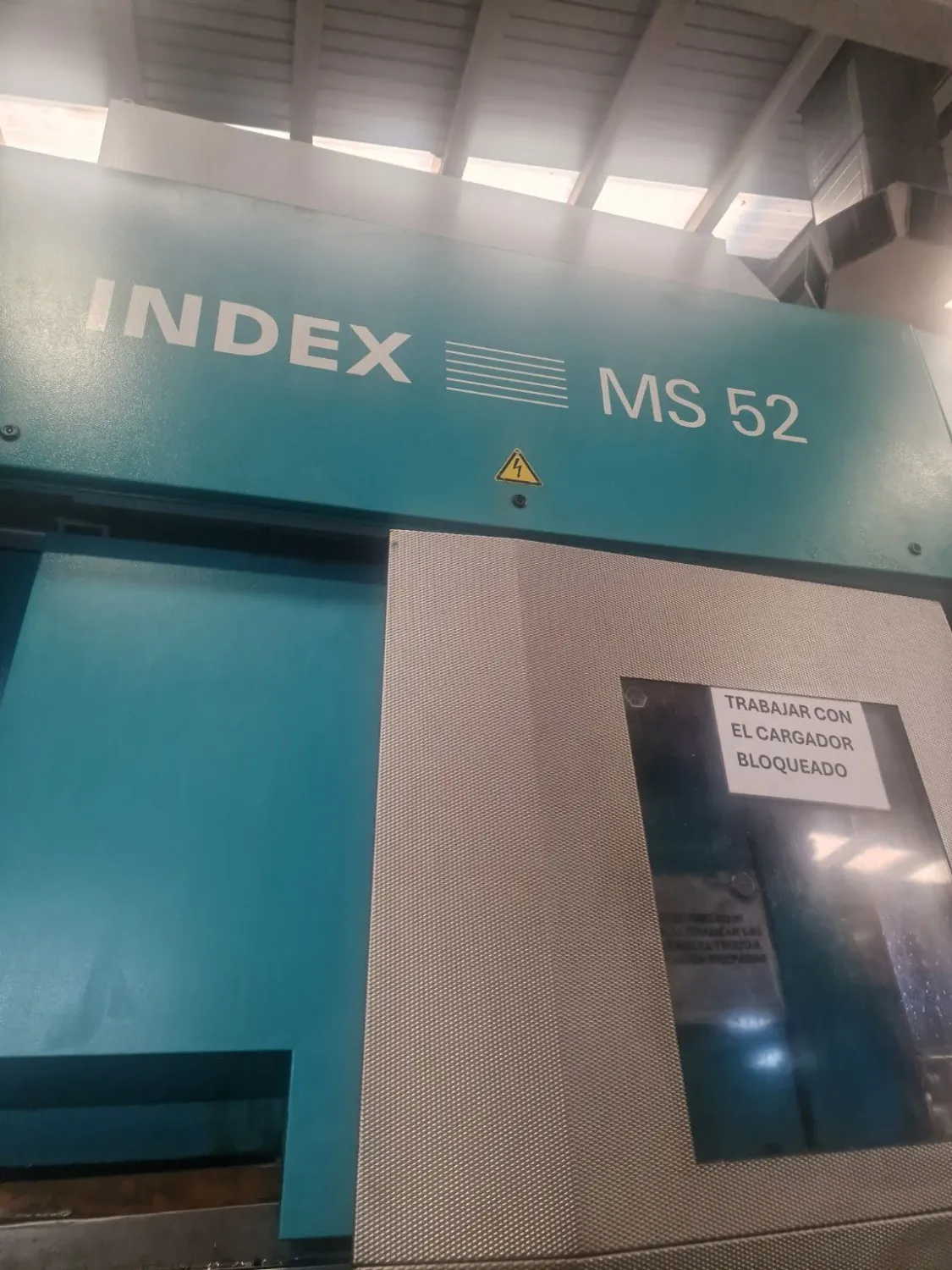 INDEX MS52C – Maschinenfront